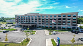 Holiday Inn Express & Suites - Elizabethtown North, an IHG Hotel